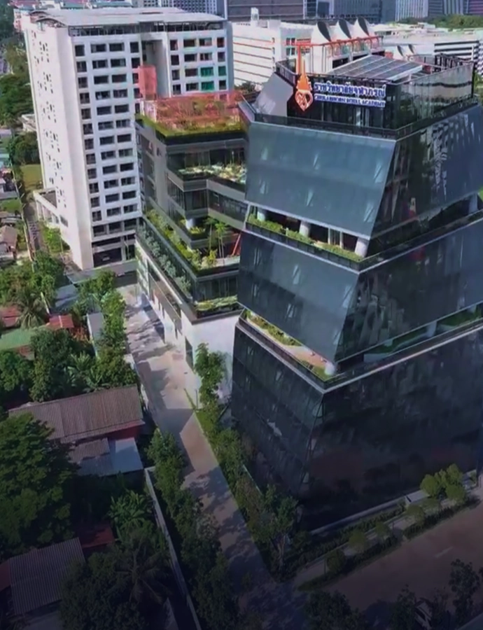 โครงการก่อสร้างอาคารสำนักงานราชวิทยาลัยจุฬาภรณ์