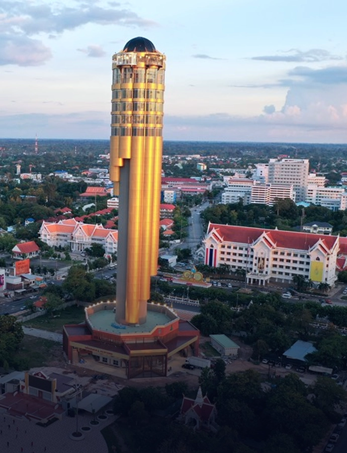 หอชมเมืองร้อยเอ็ด (หอโหวด ๑๐๑)